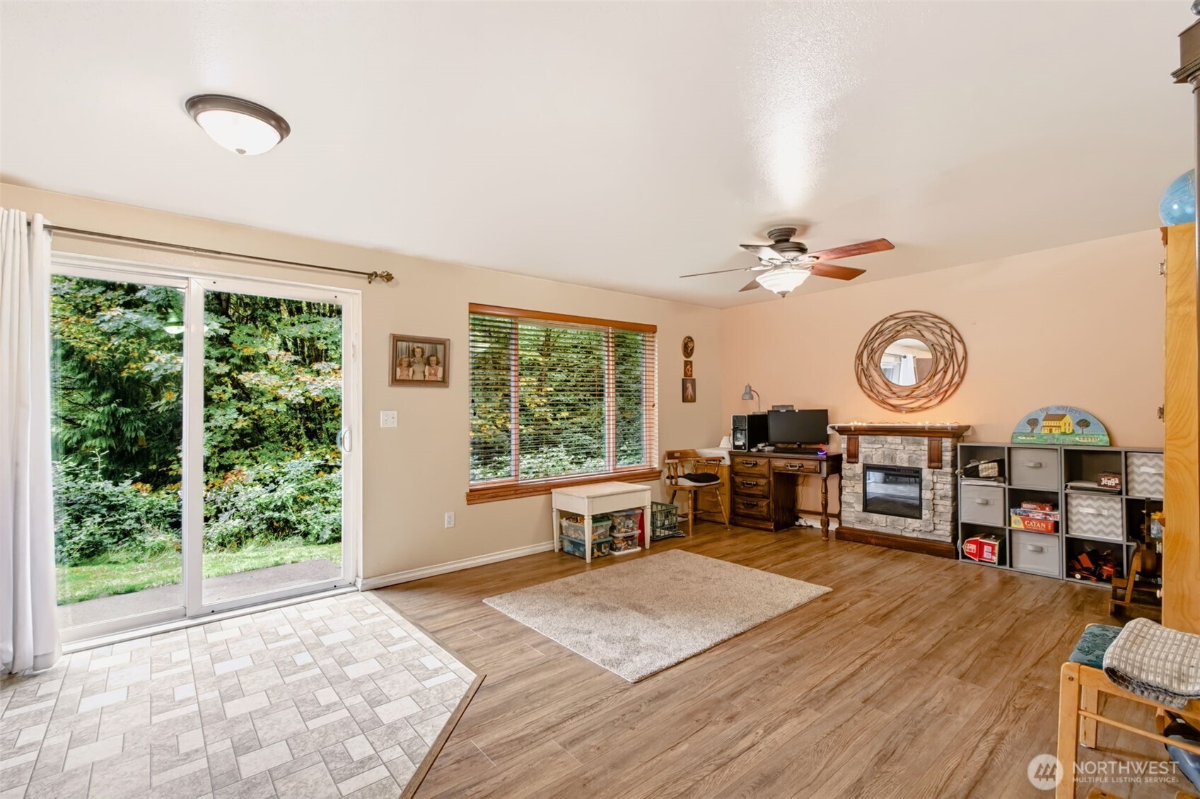 210 Great Northern Road Property Photo 14