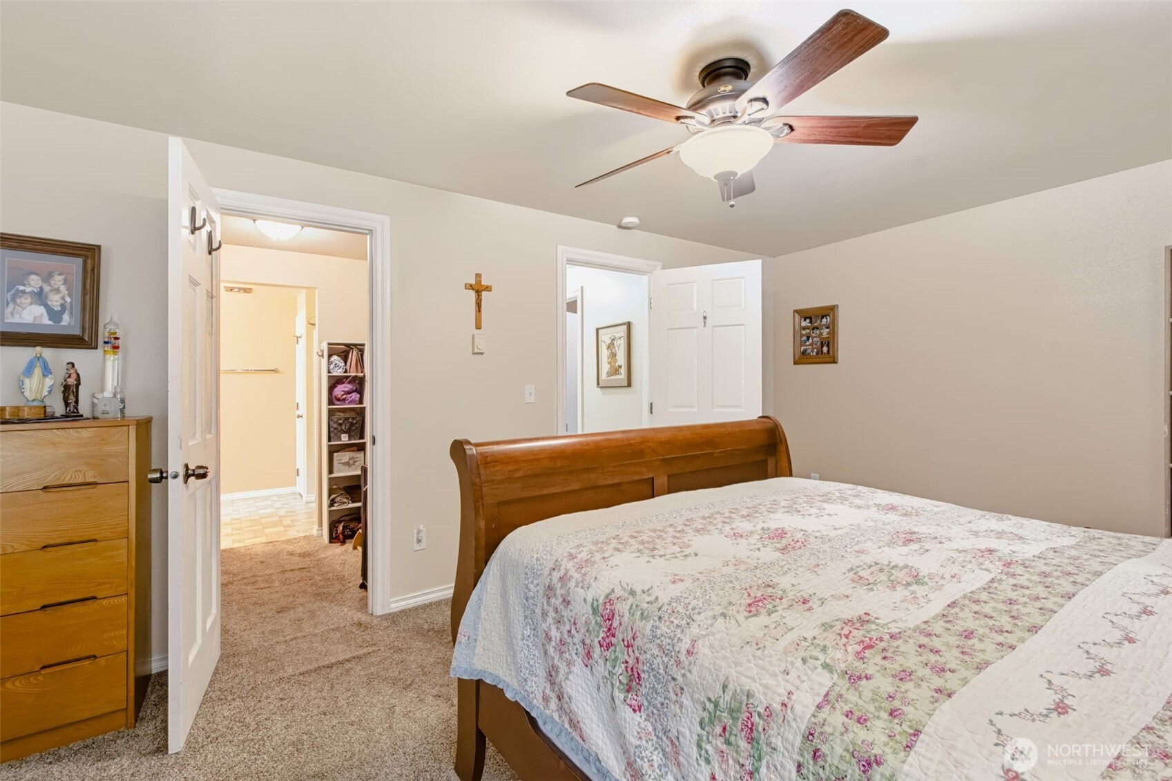 210 Great Northern Road Property Photo 17
