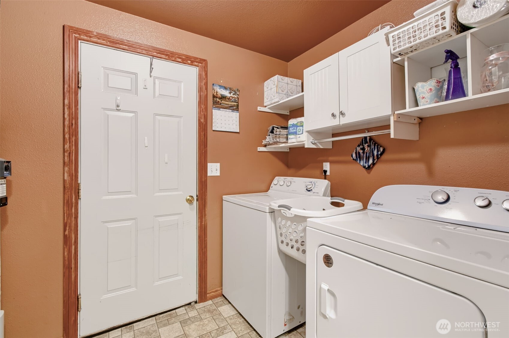 210 Great Northern Road Property Photo 25