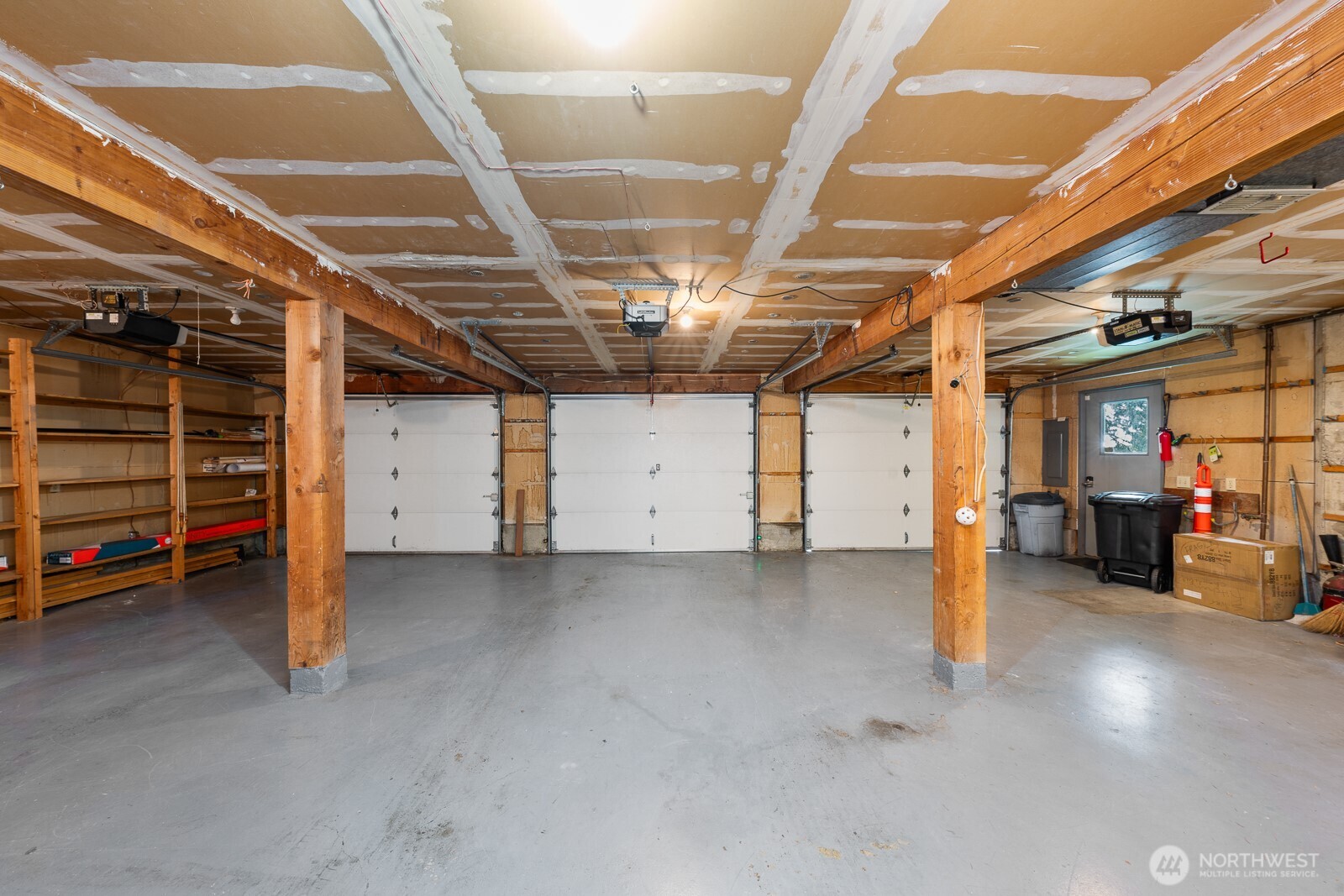 4830 88th Place Property Photo 33
