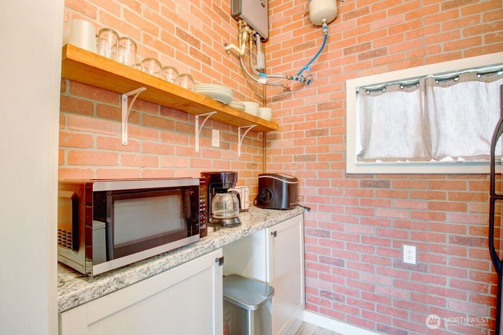 1419 150th Place Property Photo 7