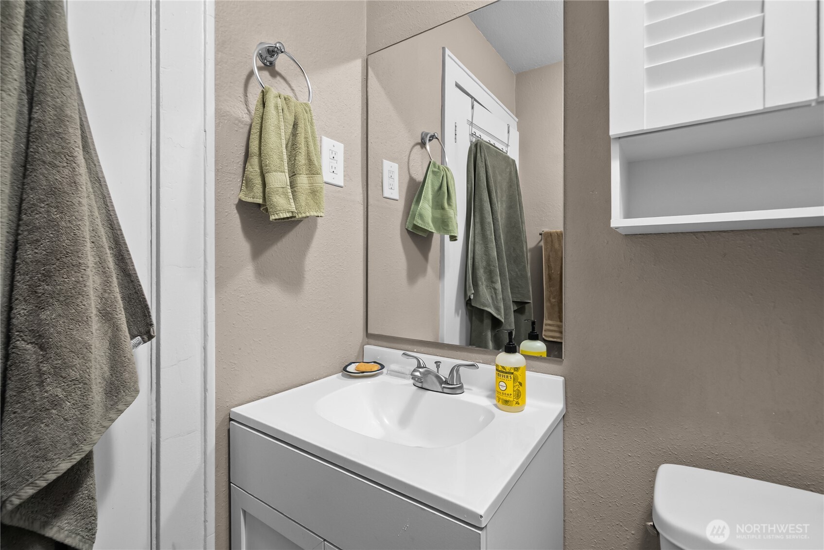 2412 Aberdeen Avenue Property Photo 15
