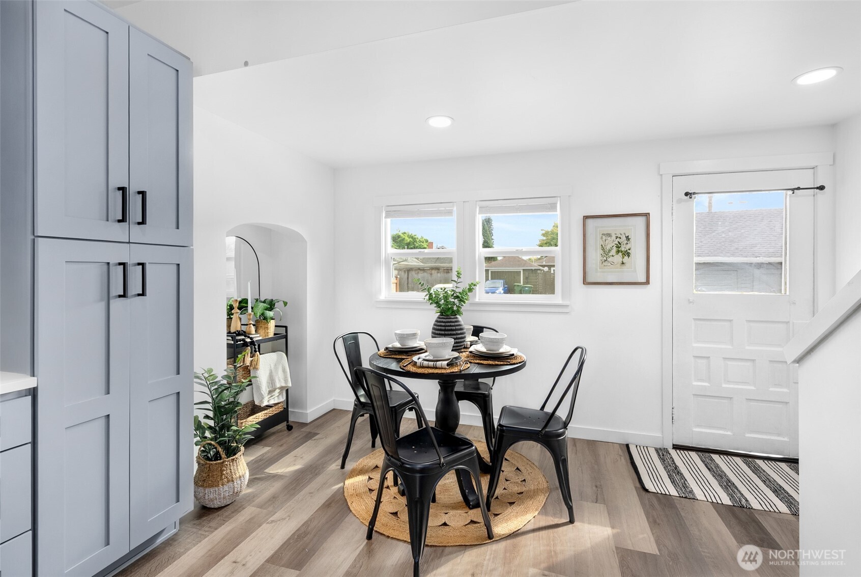 1924 4th Street Property Photo 8