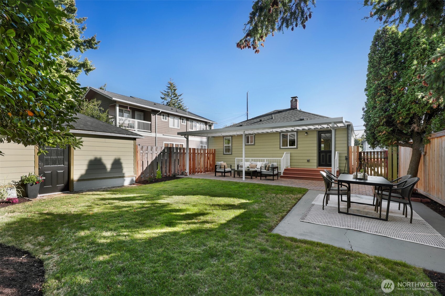 3924 Sw Holden Street Property Photo 32