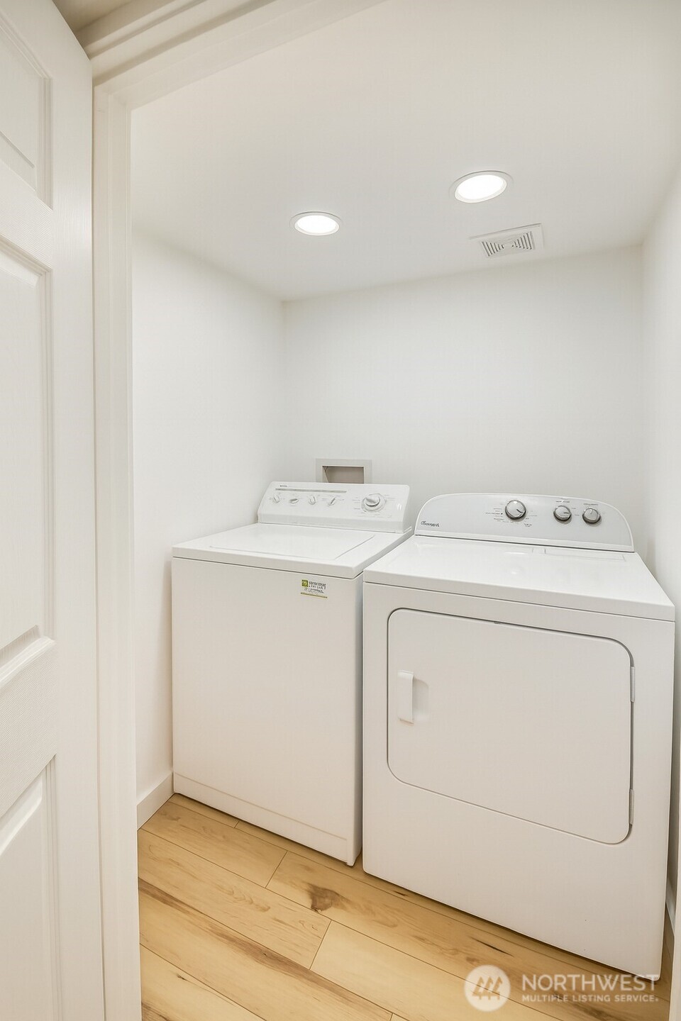 41 E Alderney Street Property Photo 13