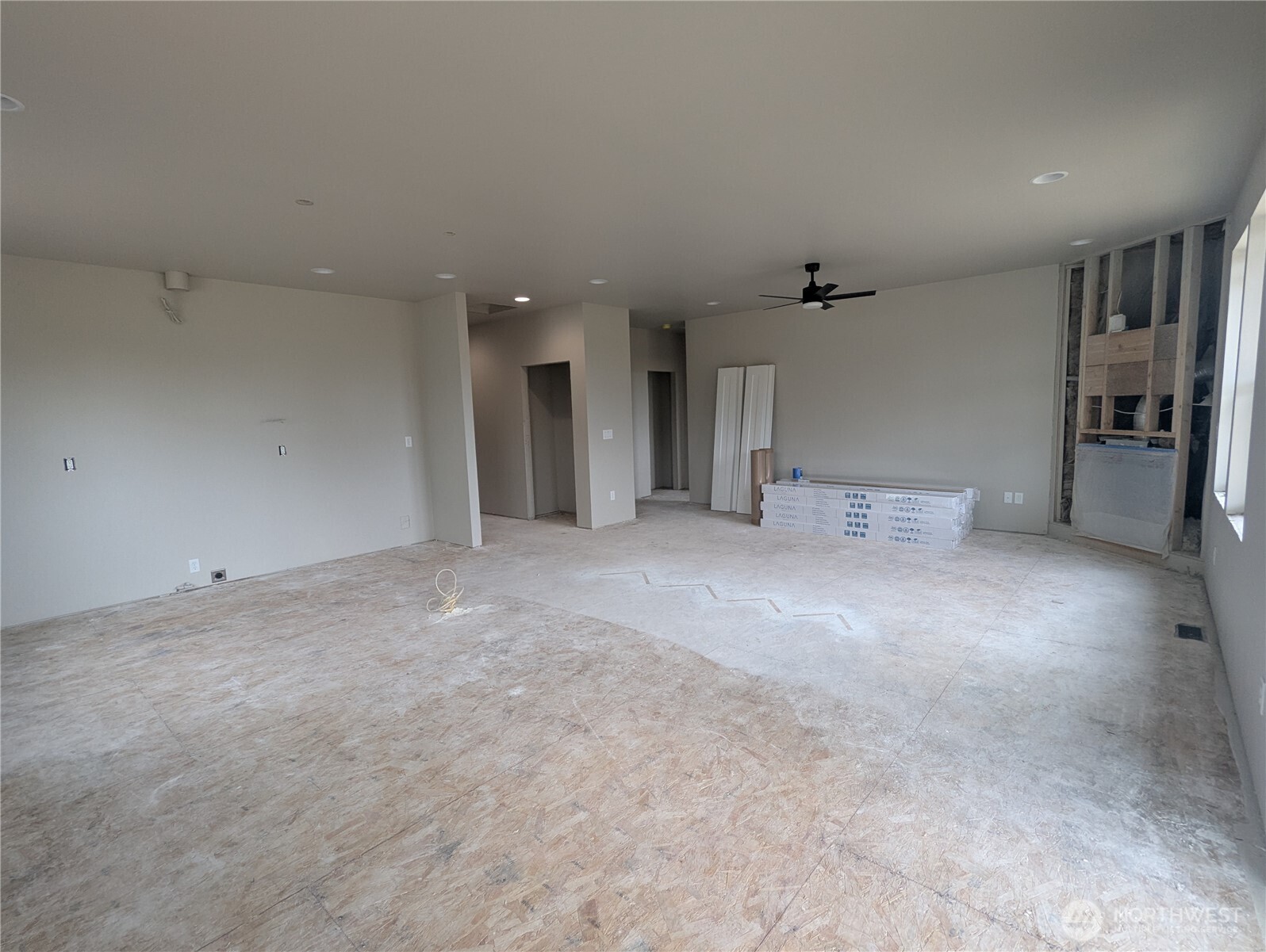 4481 Blackstone Way Property Photo 2