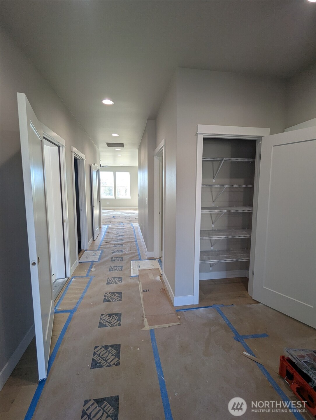 4481 Blackstone Way Property Photo 3