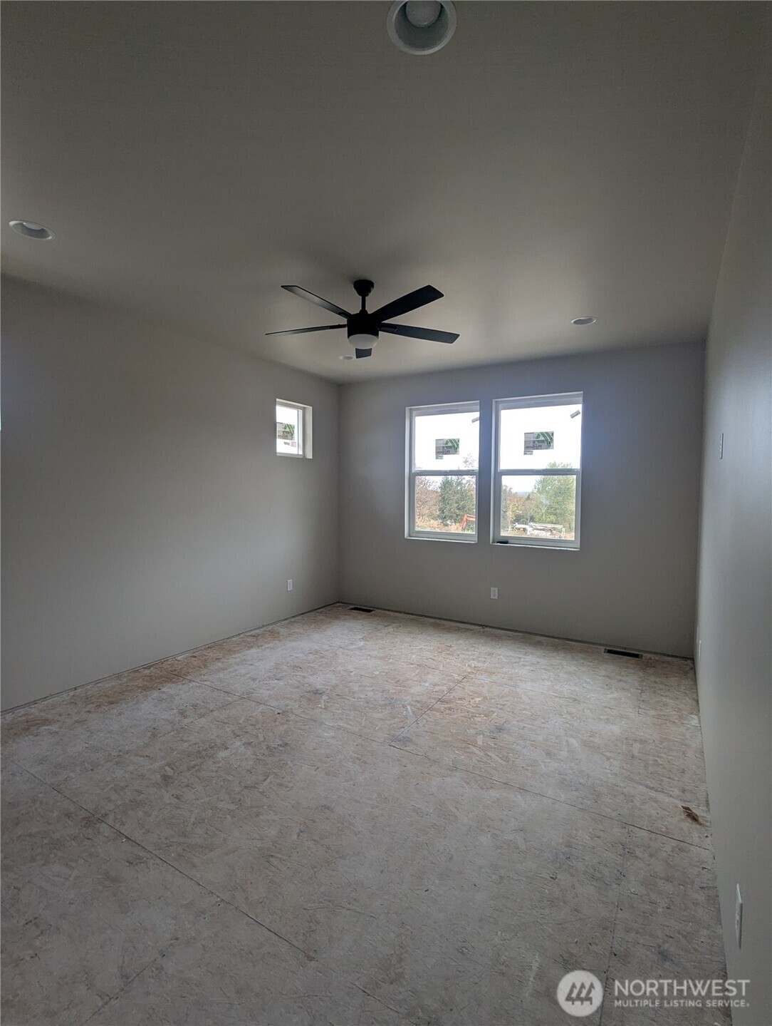 4481 Blackstone Way Property Photo 5