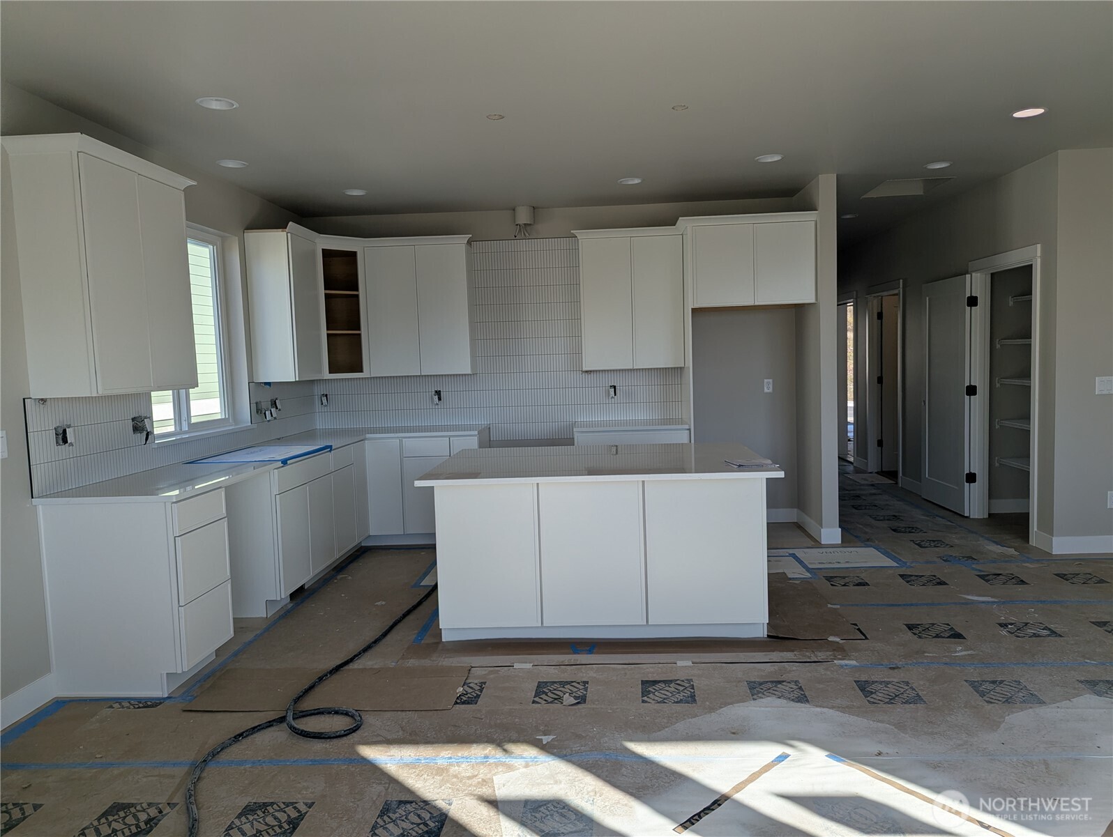 4481 Blackstone Way Property Photo 7