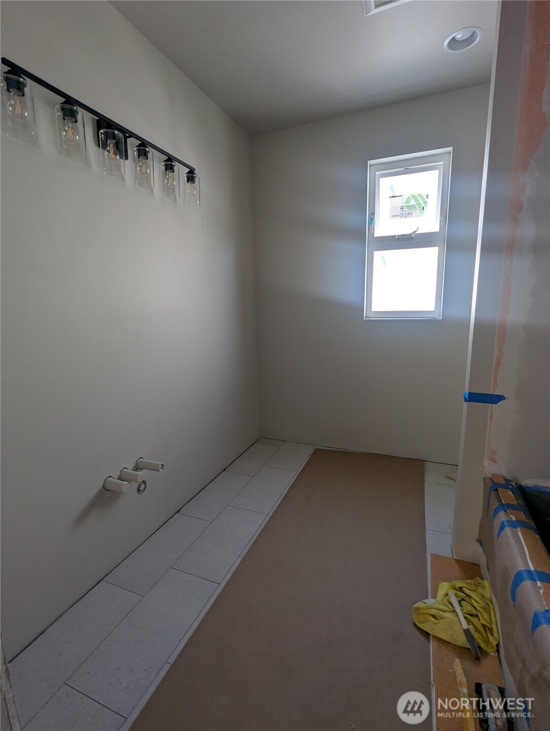 4481 Blackstone Way Property Photo 8