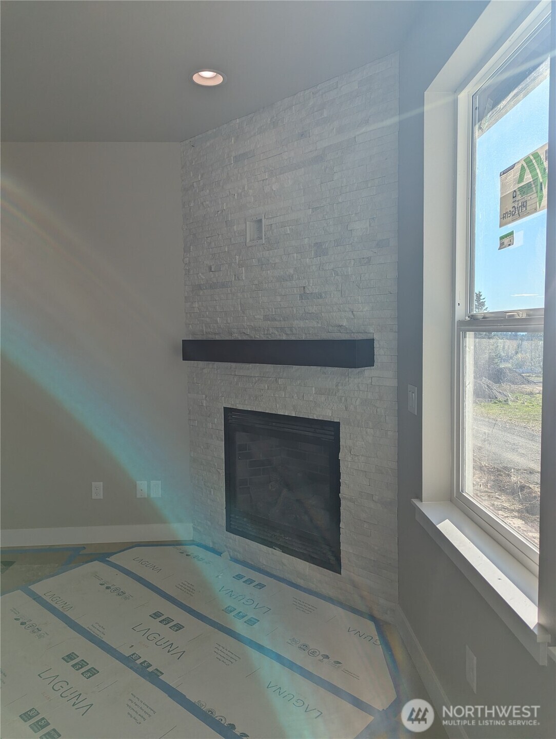 4481 Blackstone Way Property Photo 13