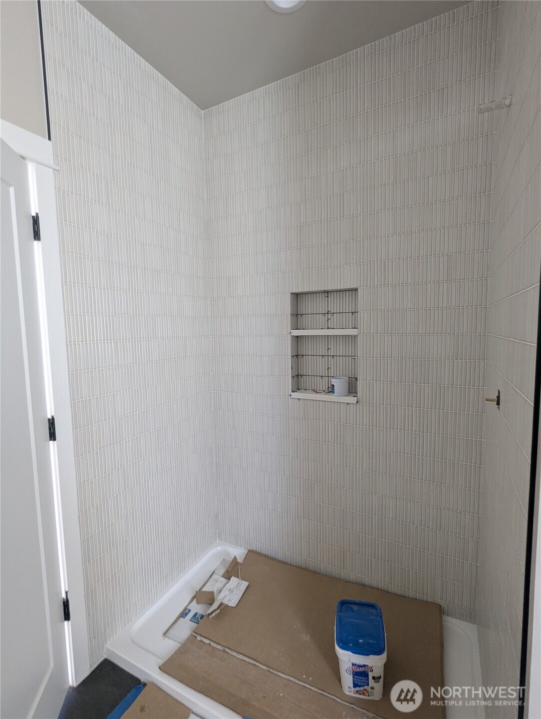 4481 Blackstone Way Property Photo 17