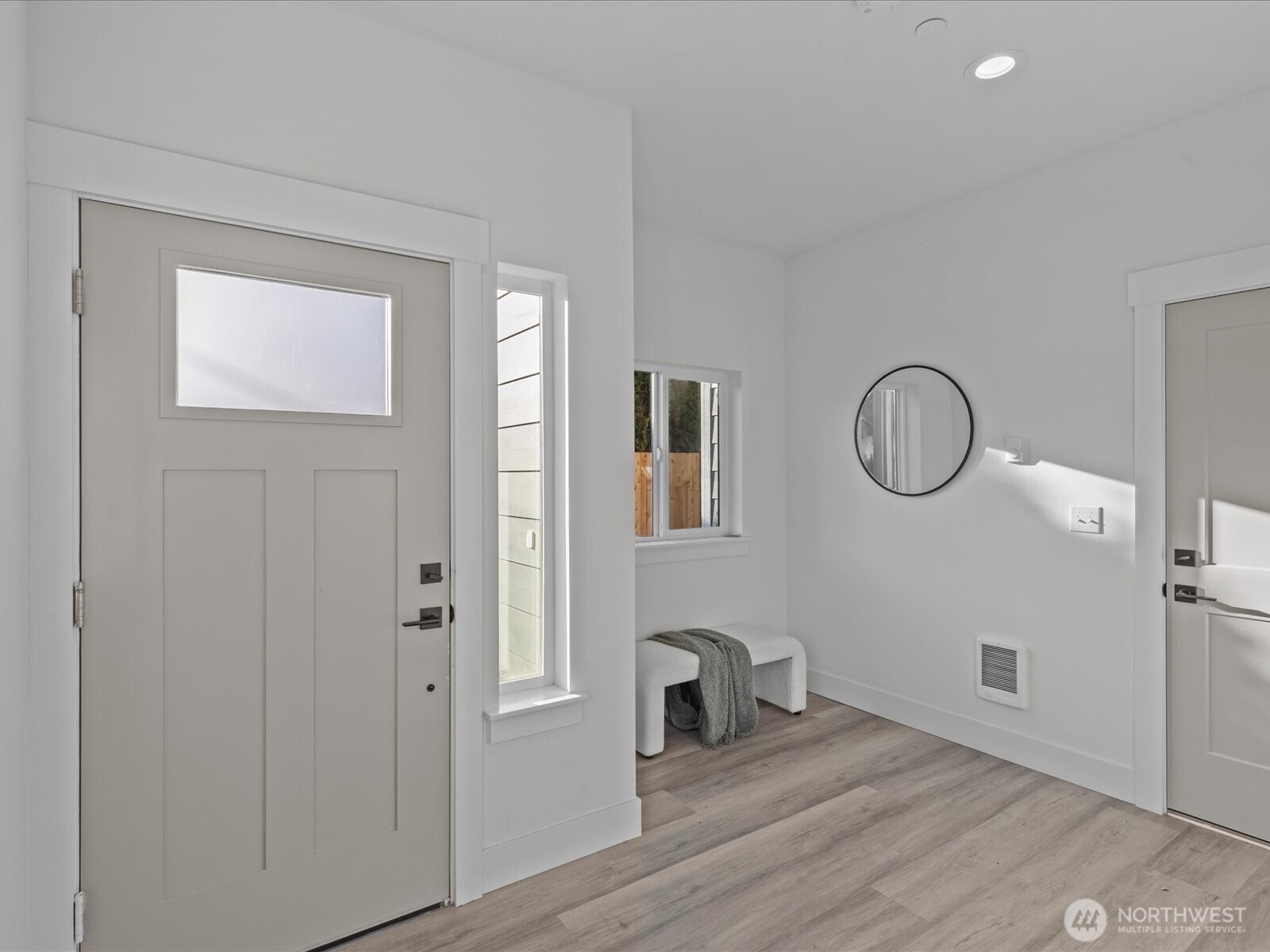 215 Corrin Avenue C Property Photo 5