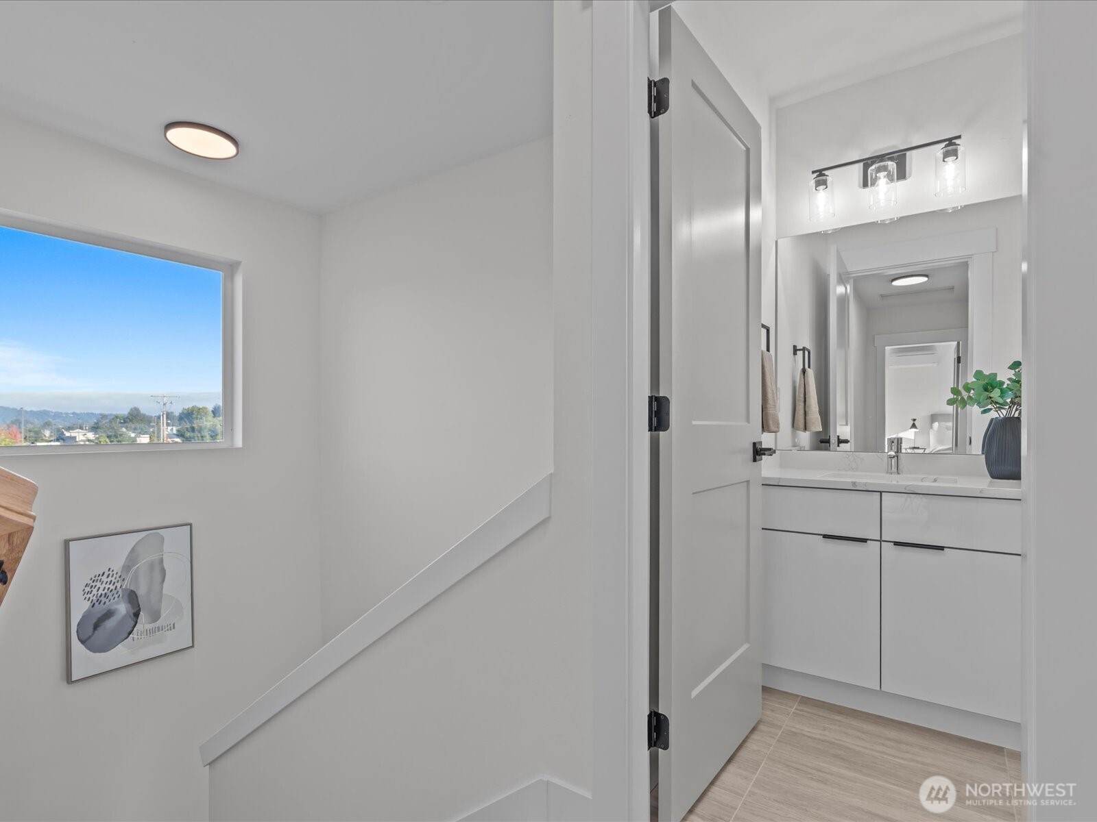 215 Corrin Avenue C Property Photo 18