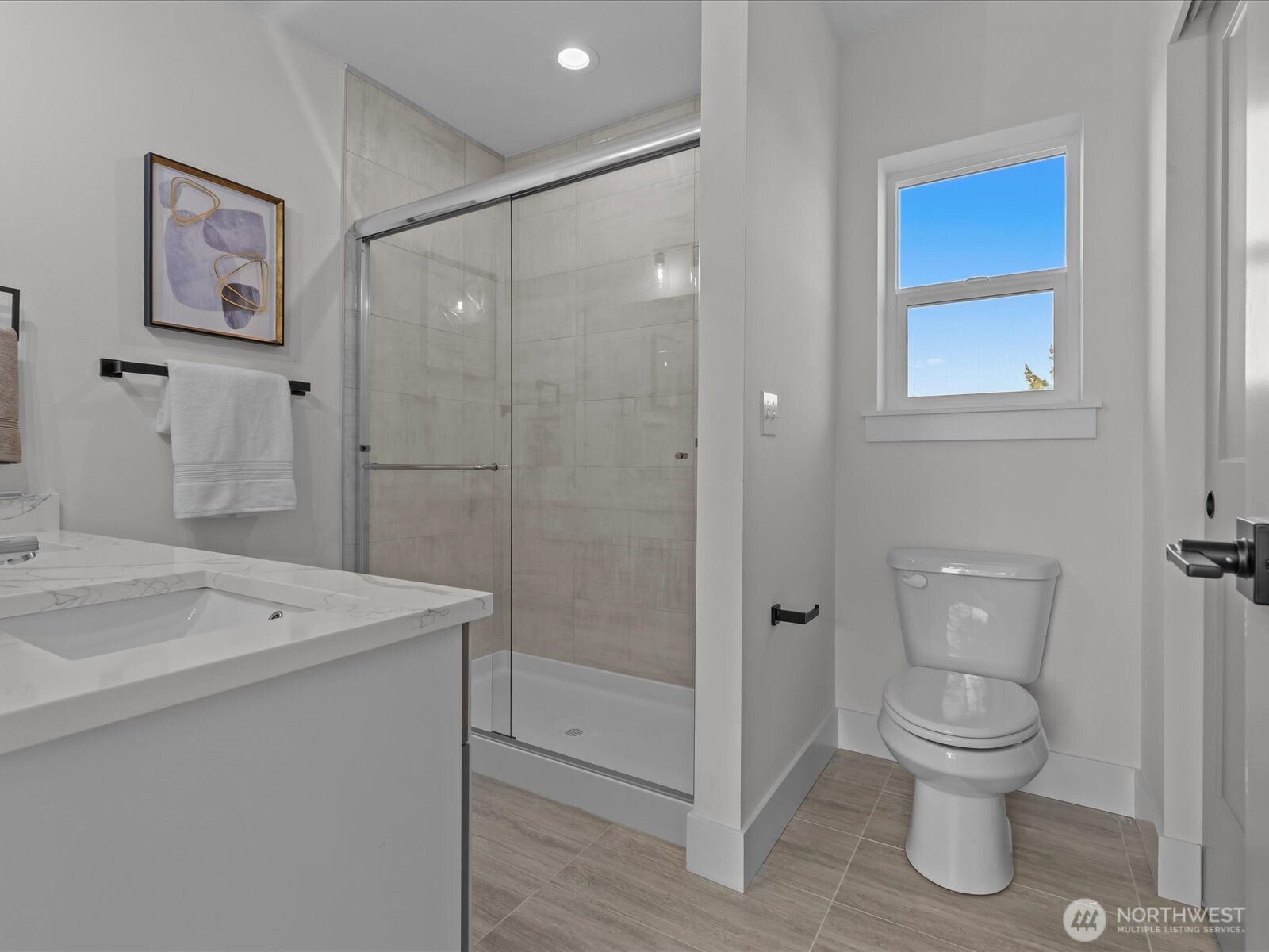 215 Corrin Avenue C Property Photo 26