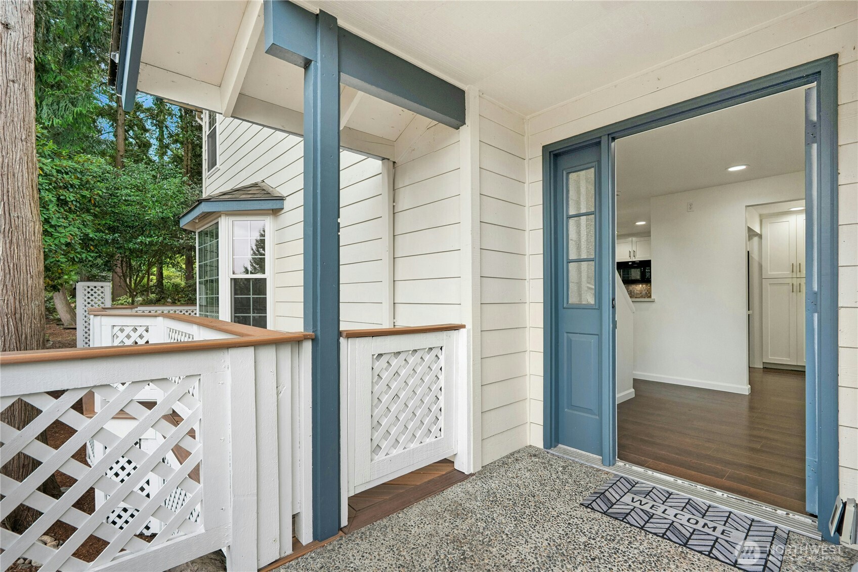 13725 Ne 87th Street Property Photo 4