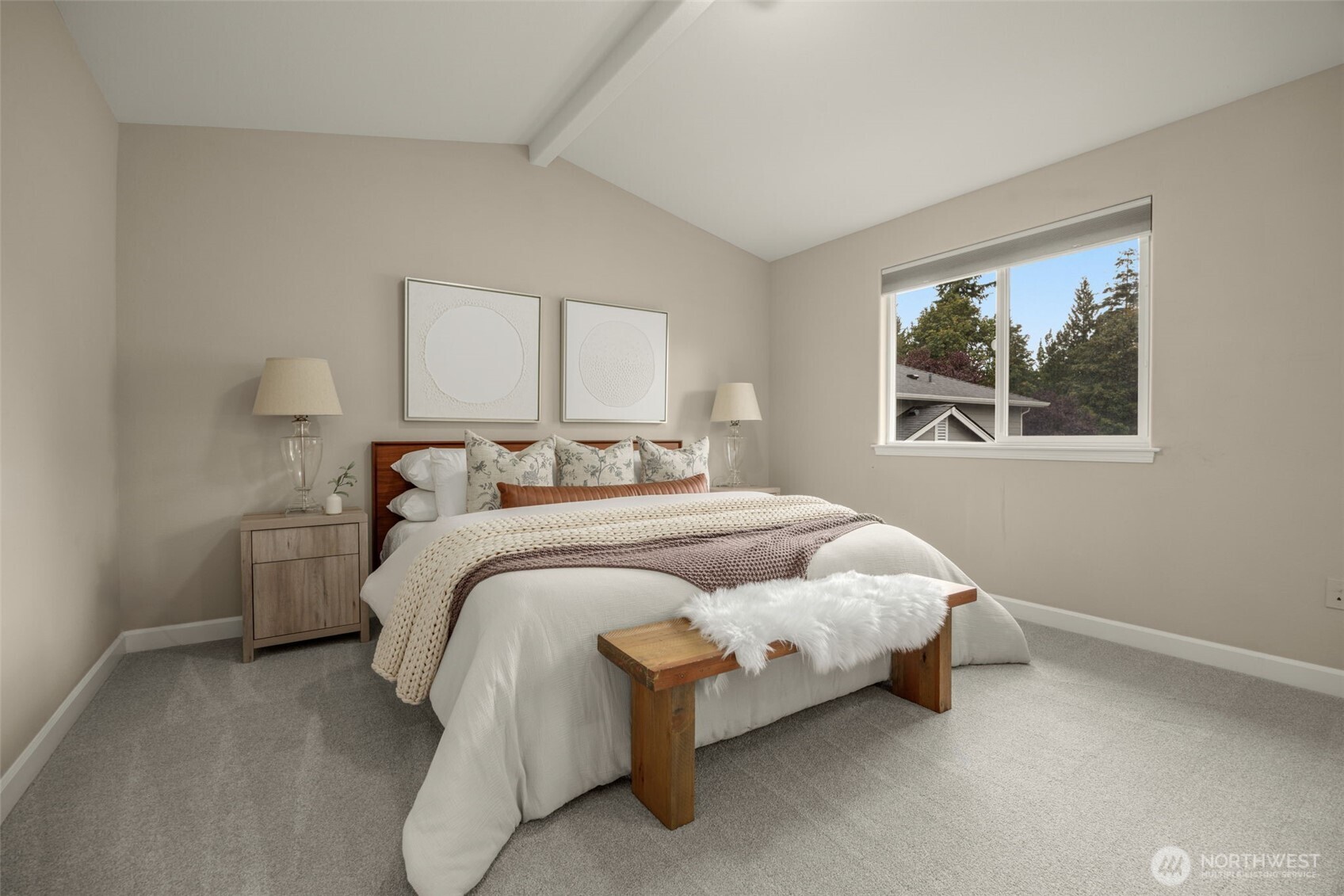 18631 10th Avenue Property Photo 15