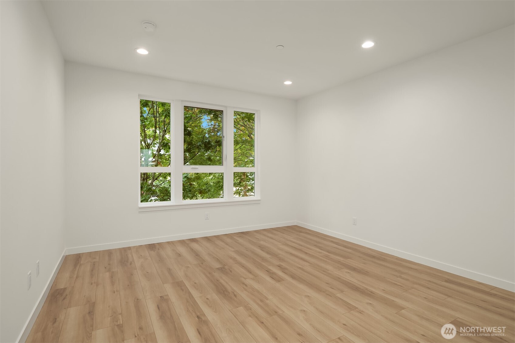 805 Ne 71st Street Property Photo 12