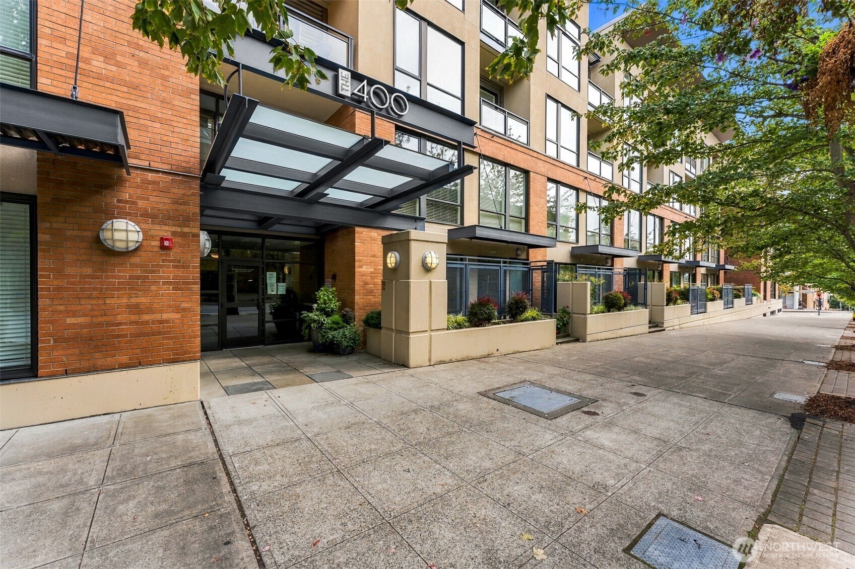 400 Washington Avenue 303 Property Photo 4