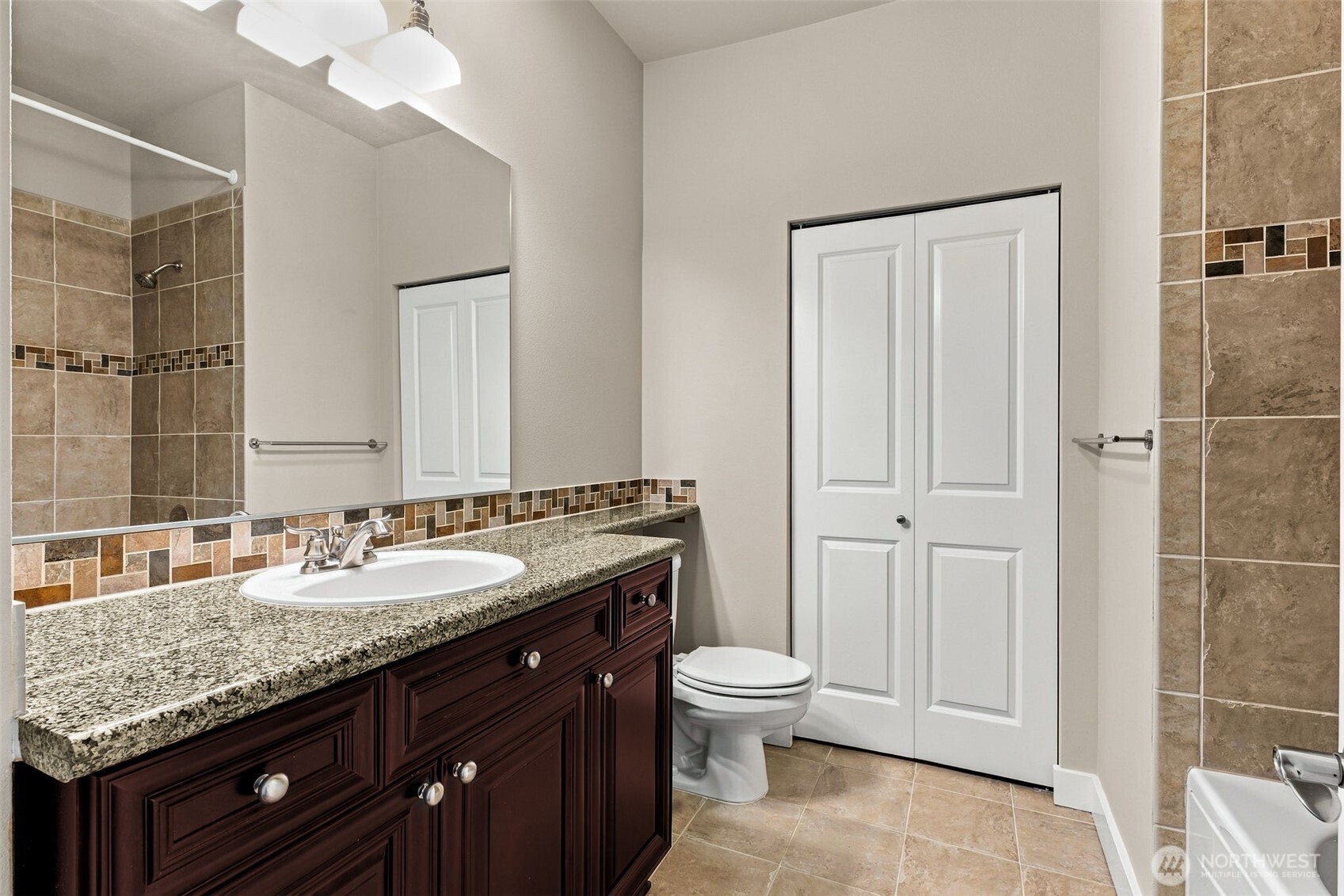 400 Washington Avenue 303 Property Photo 7