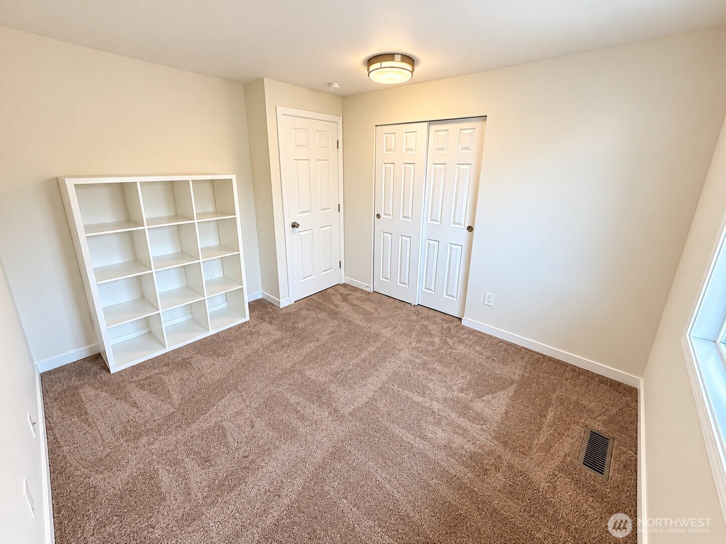 1719 N 105th Street Property Photo 14