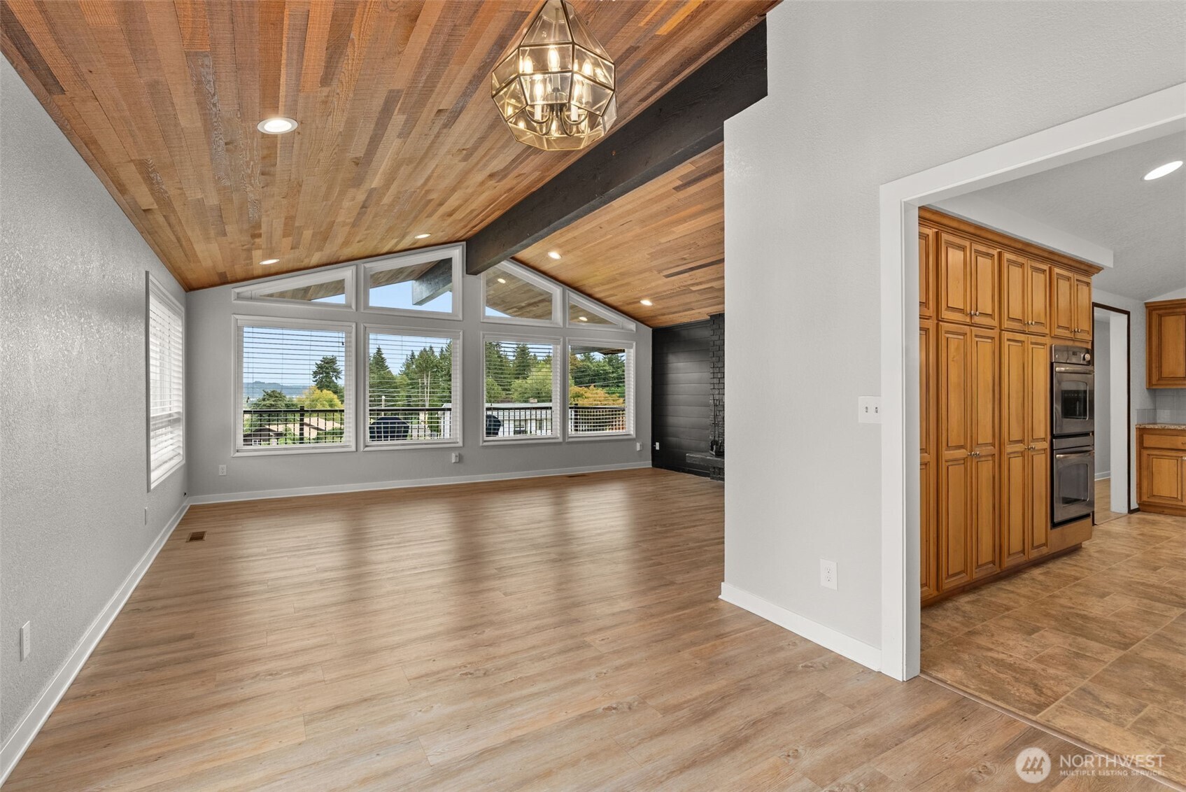 105 Sirius Place Property Photo 7