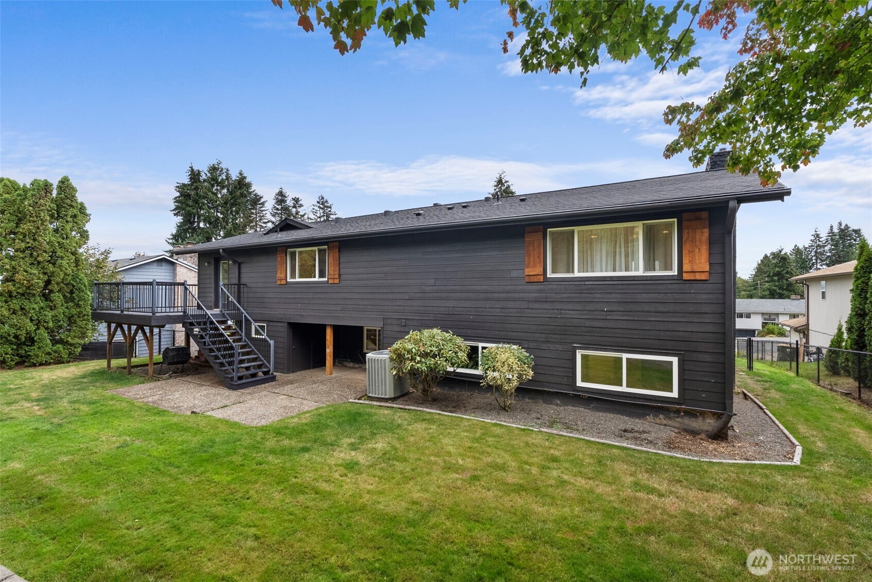 105 Sirius Place Property Photo 34