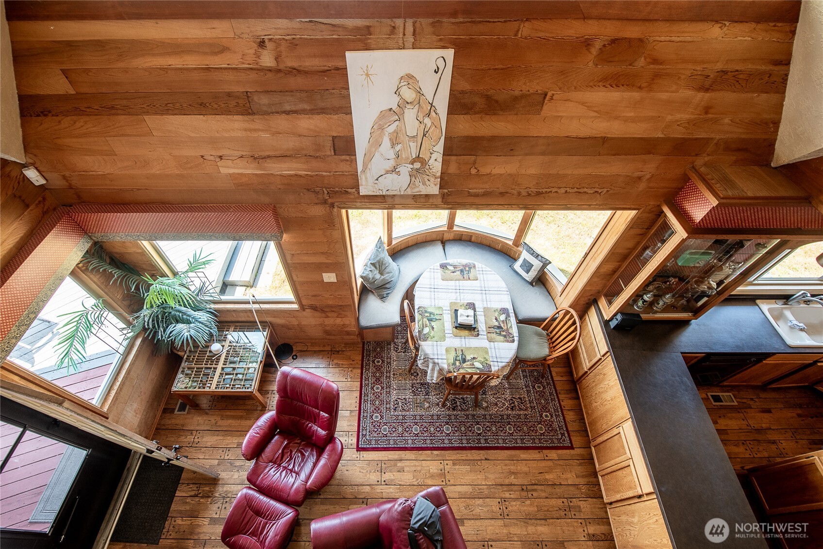 633 State Route 101 Property Photo 17