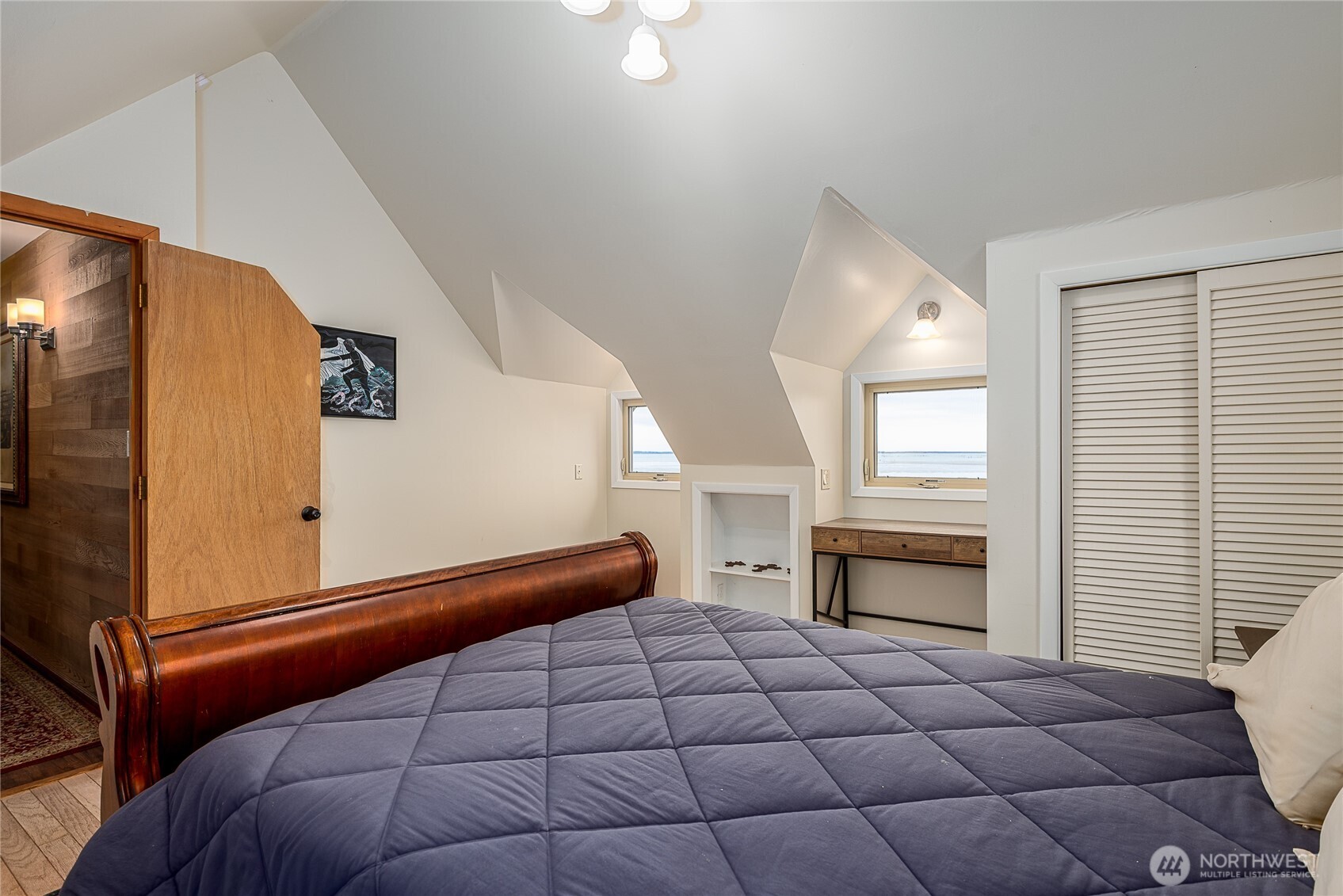 633 State Route 101 Property Photo 25