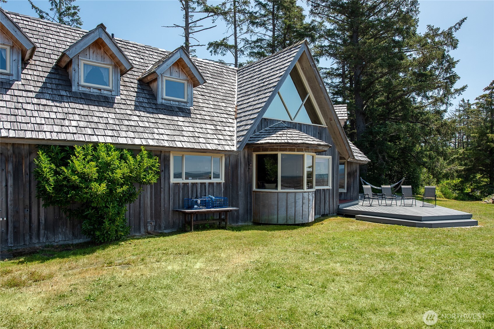 633 State Route 101 Property Photo 32