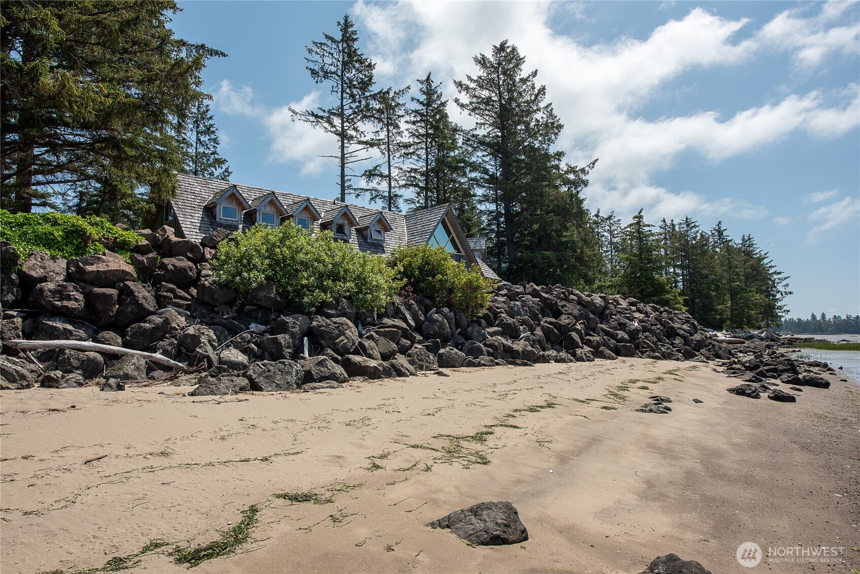 633 State Route 101 Property Photo 34