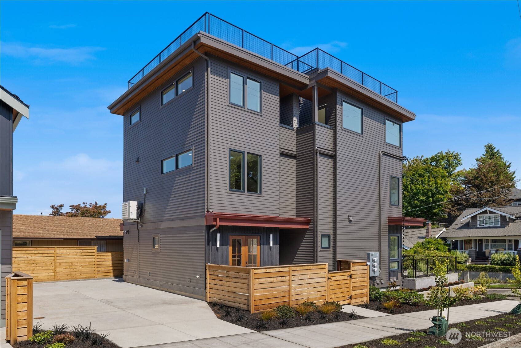 270 Fulton Street Property Photo 1