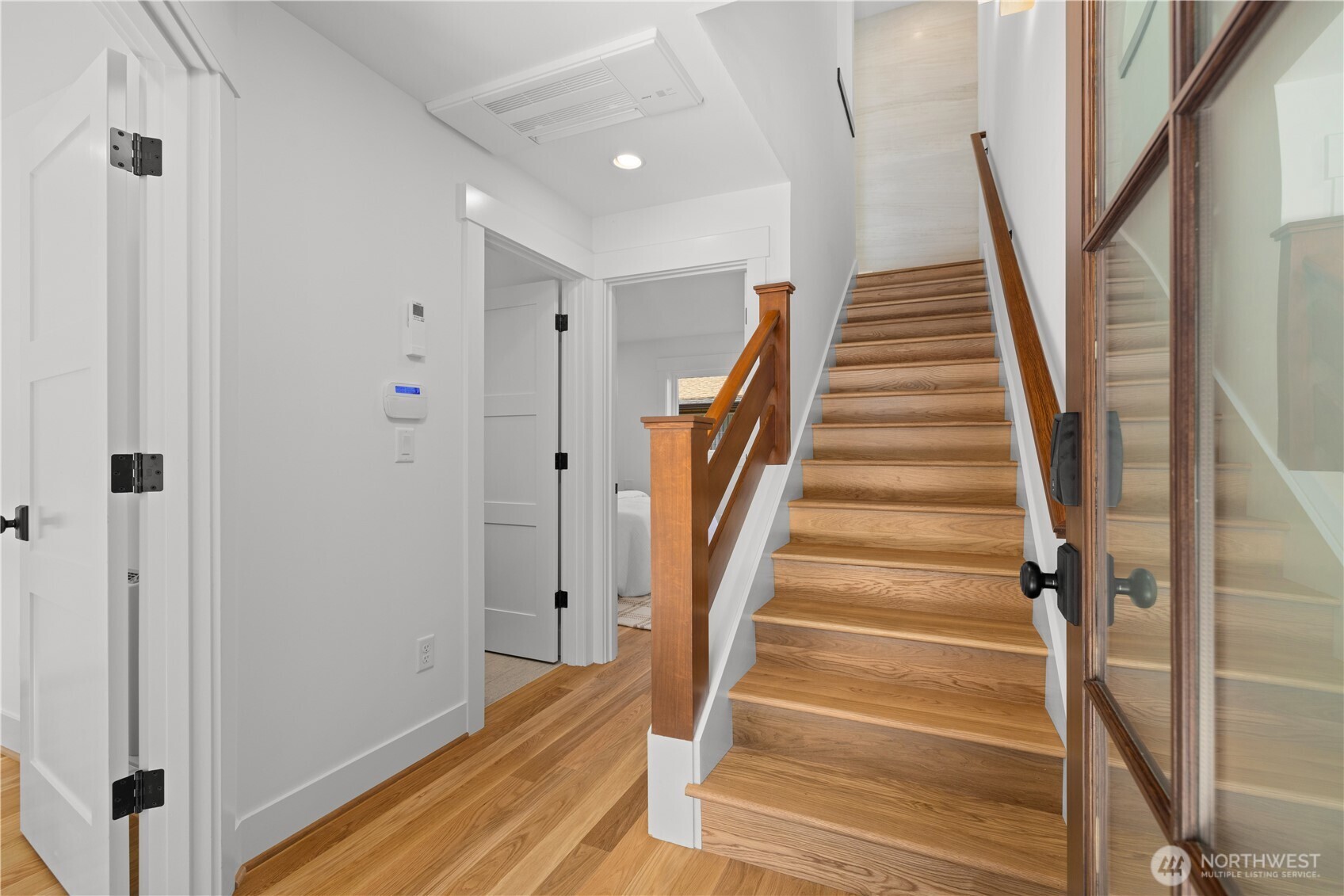 270 Fulton Street Property Photo 4