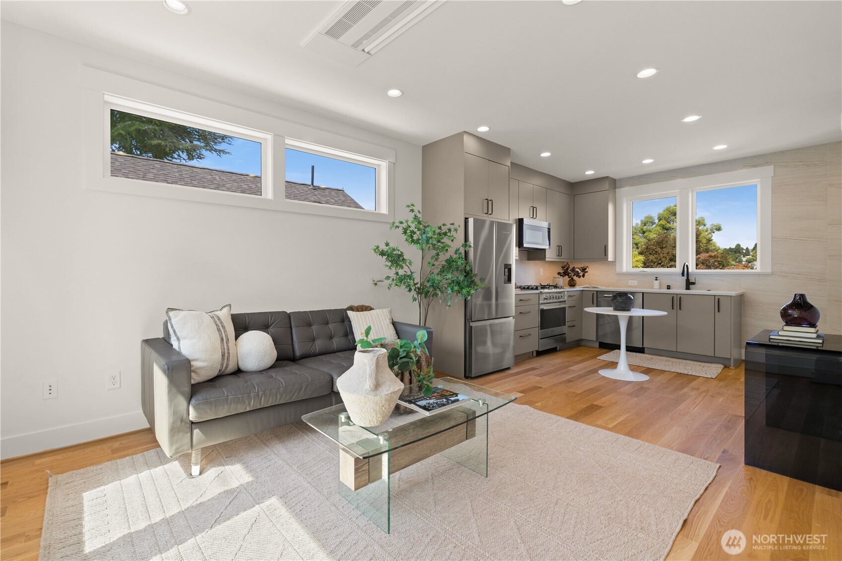 270 Fulton Street Property Photo 15