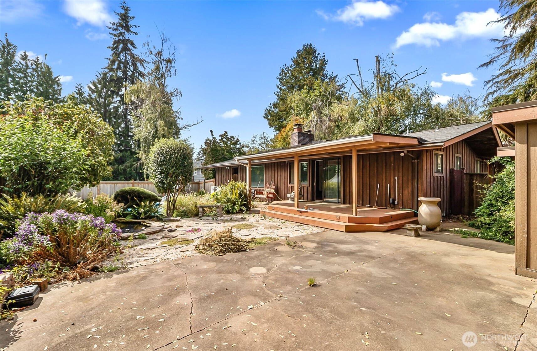 12042 14th Avenue Property Photo 17
