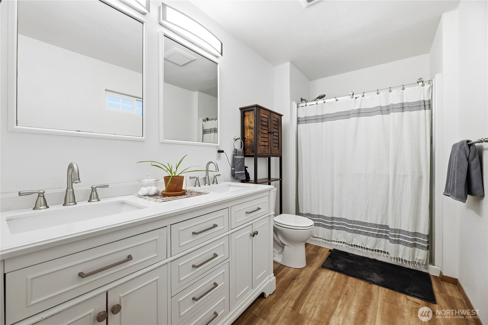 17209 45th St Property Photo 18