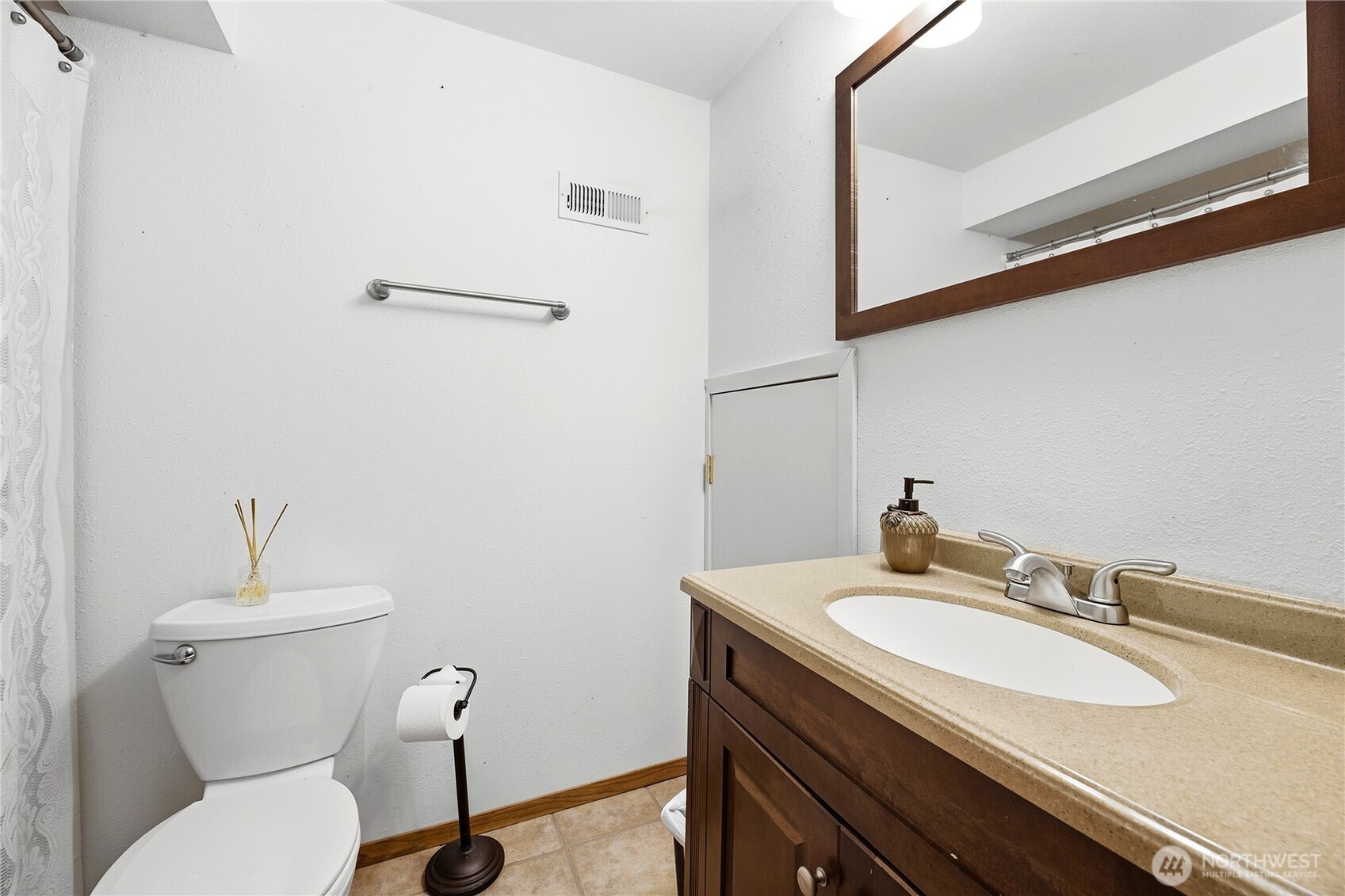 17209 45th St Property Photo 23