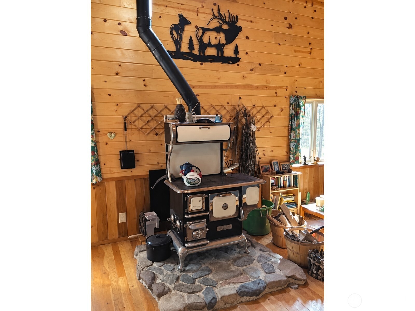 661 Old Barn Road Property Photo 15