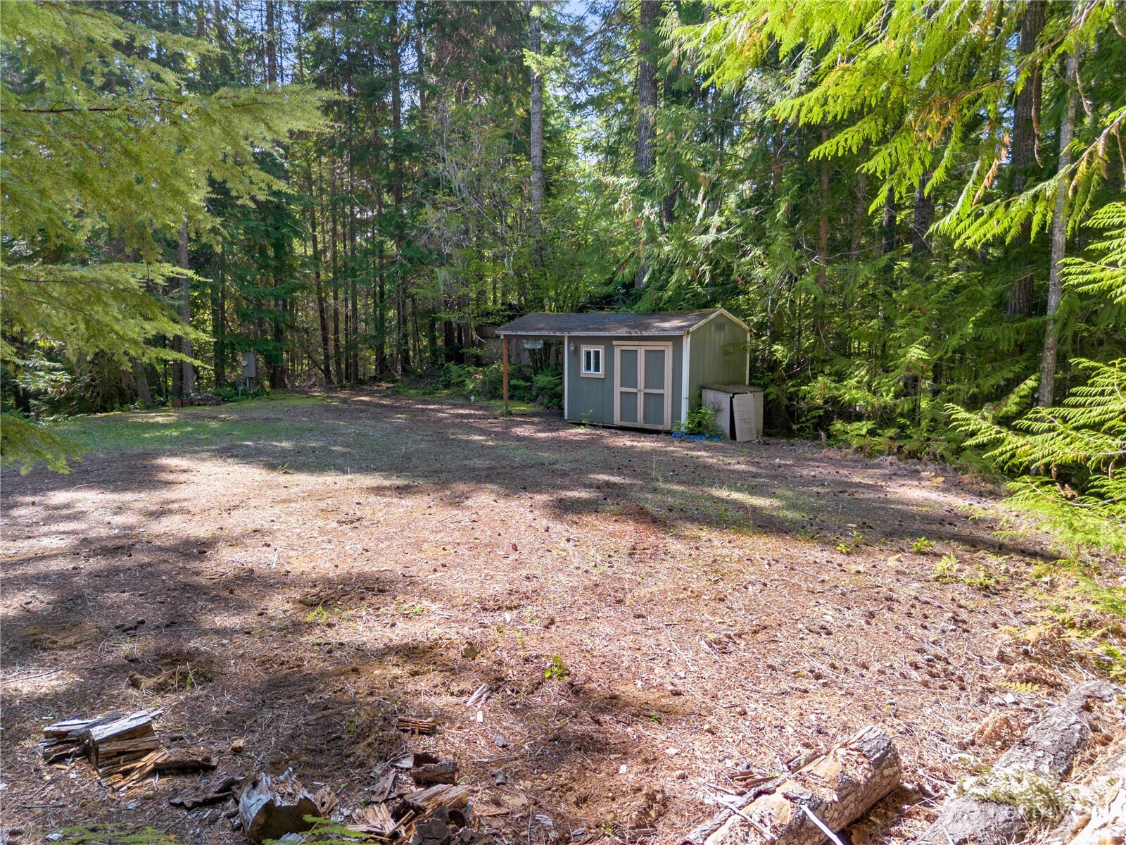 100 N Deer Lane Property Photo 1