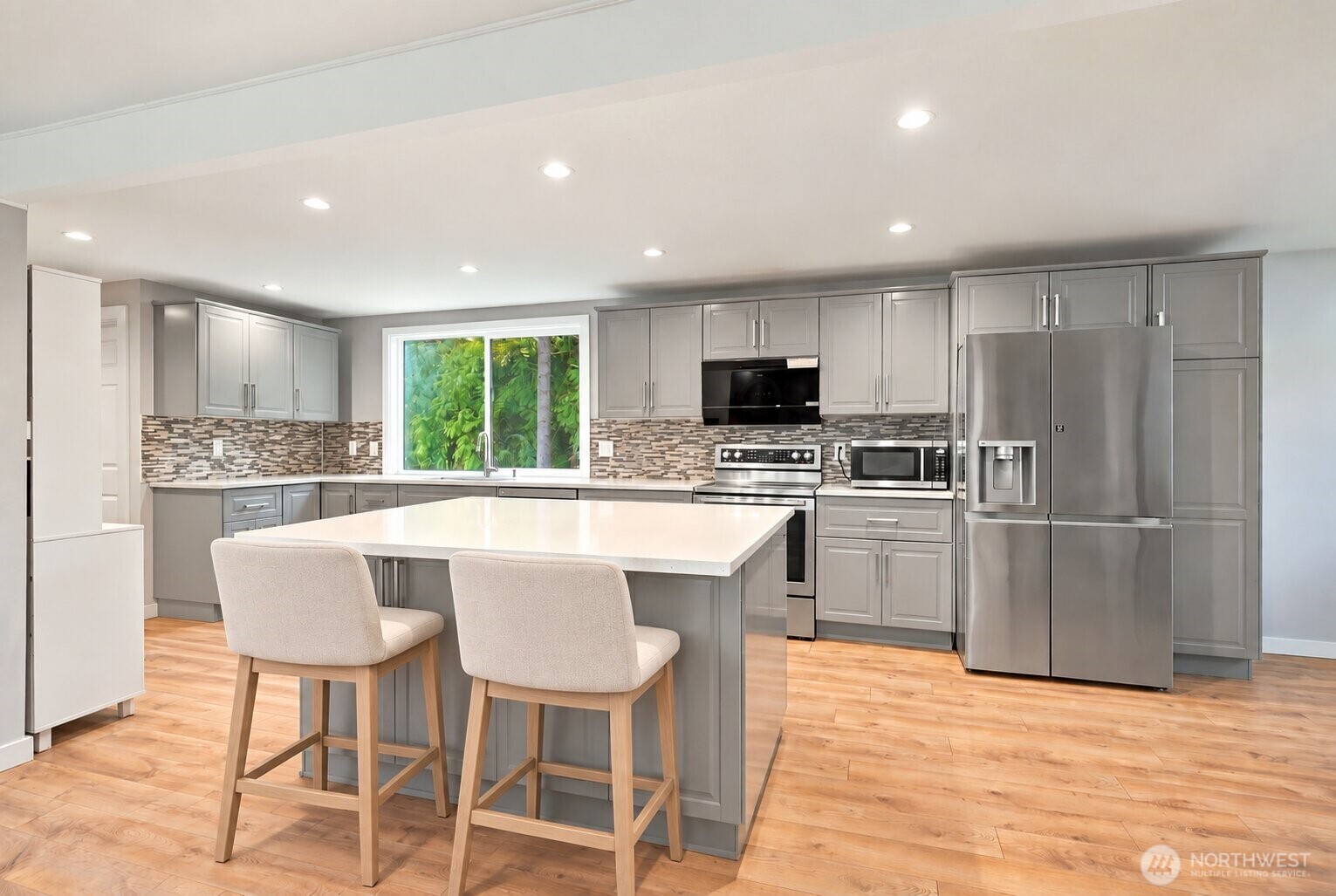 17102 146th Avenue Property Photo 5