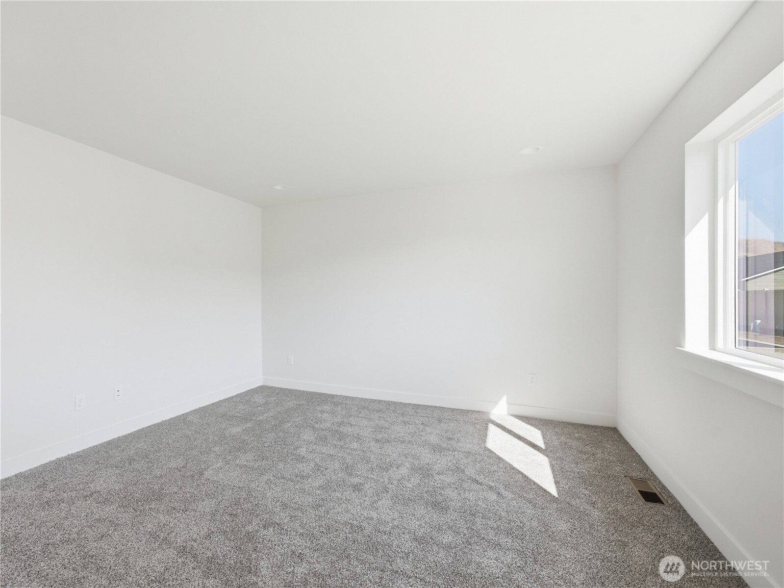 201 Salmon Drive Property Photo 24