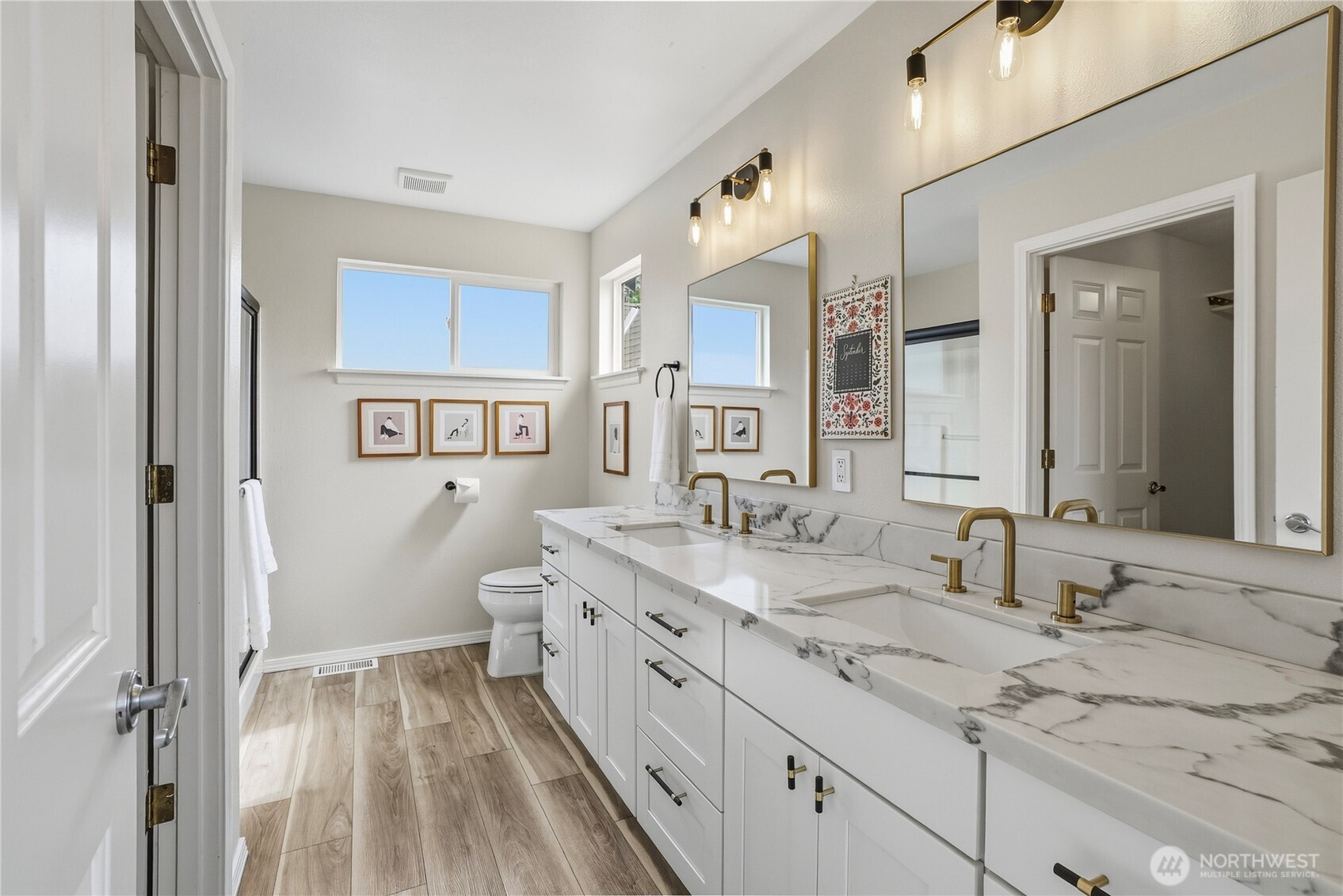 3408 52nd Place Property Photo 17
