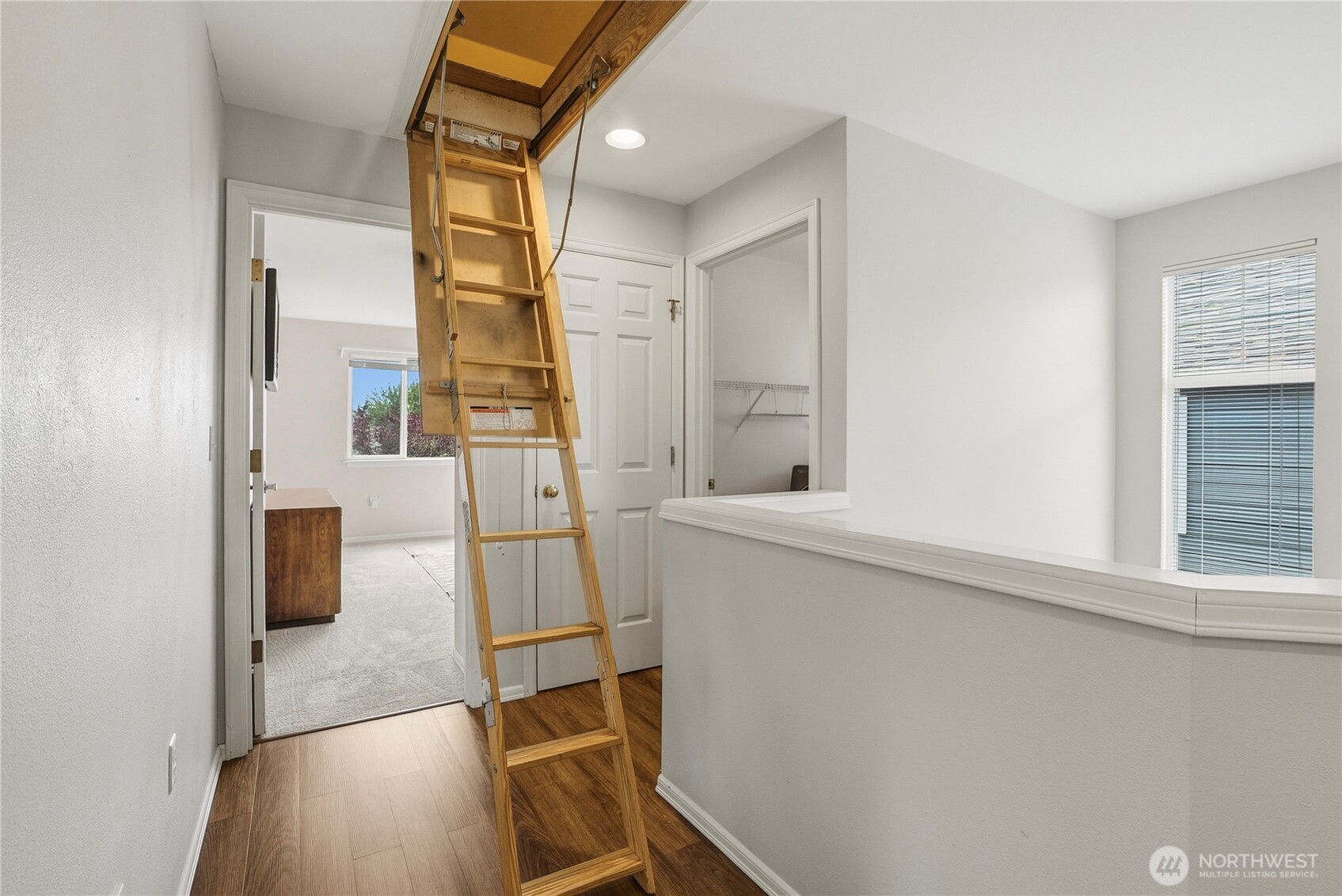 3408 52nd Place Property Photo 24