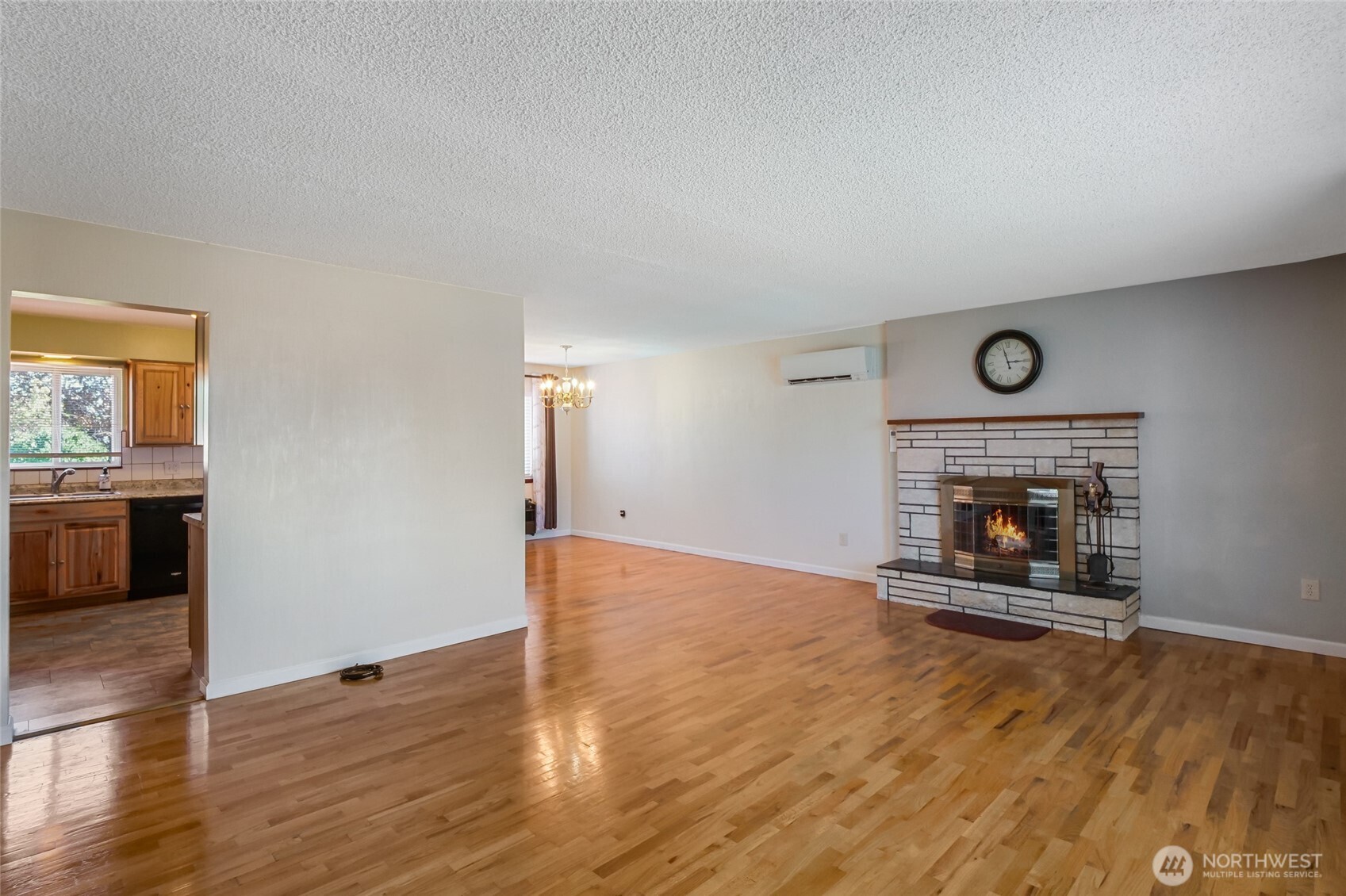 917 S Dahlia Drive Property Photo 10