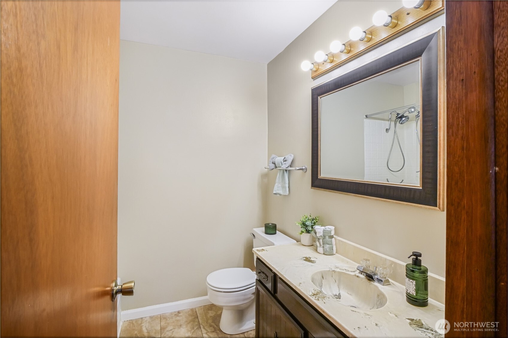 917 S Dahlia Drive Property Photo 21