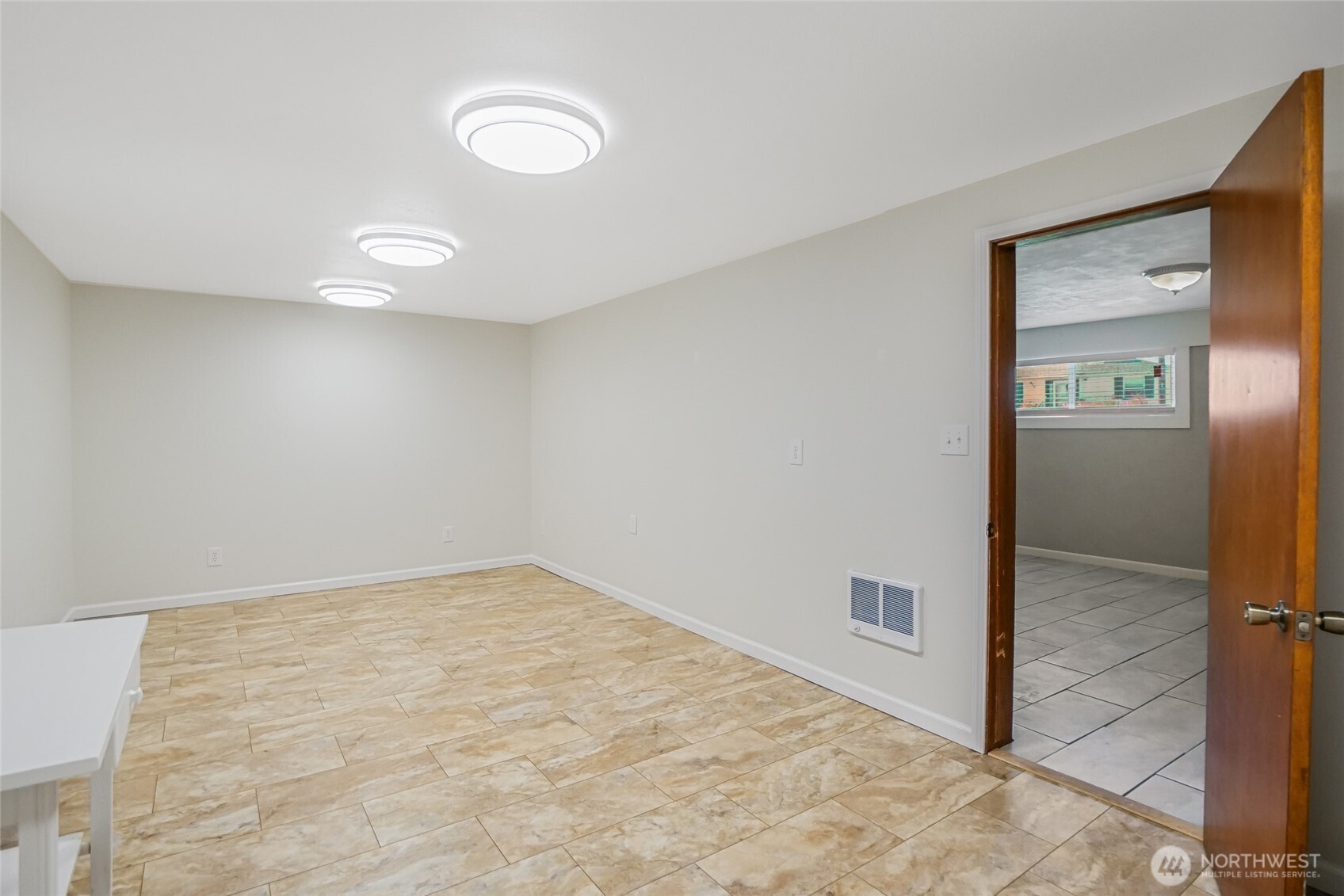 917 S Dahlia Drive Property Photo 25
