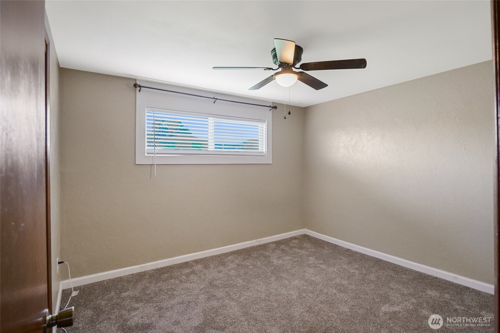 917 S Dahlia Drive Property Photo 28