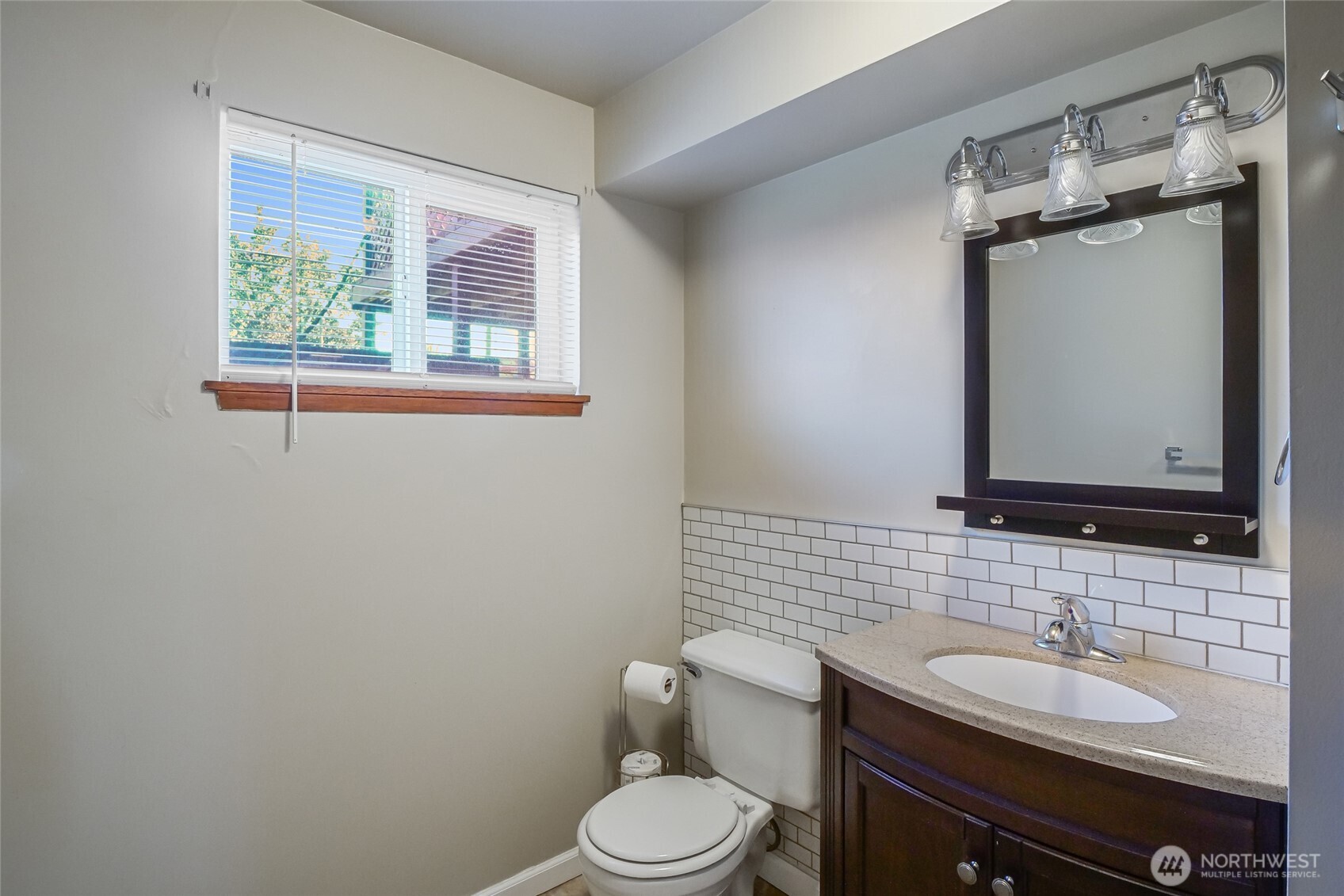 917 S Dahlia Drive Property Photo 31