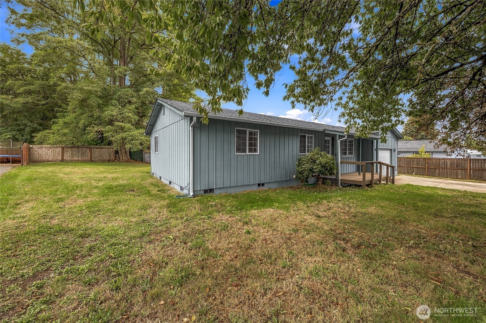 912 Marion Street Property Photo 28