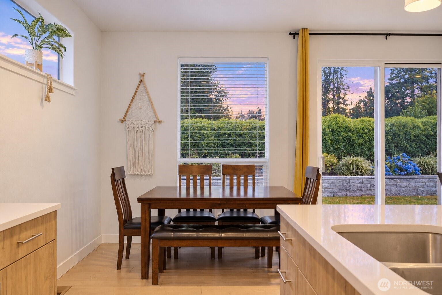 408 Hammond Street Property Photo 14